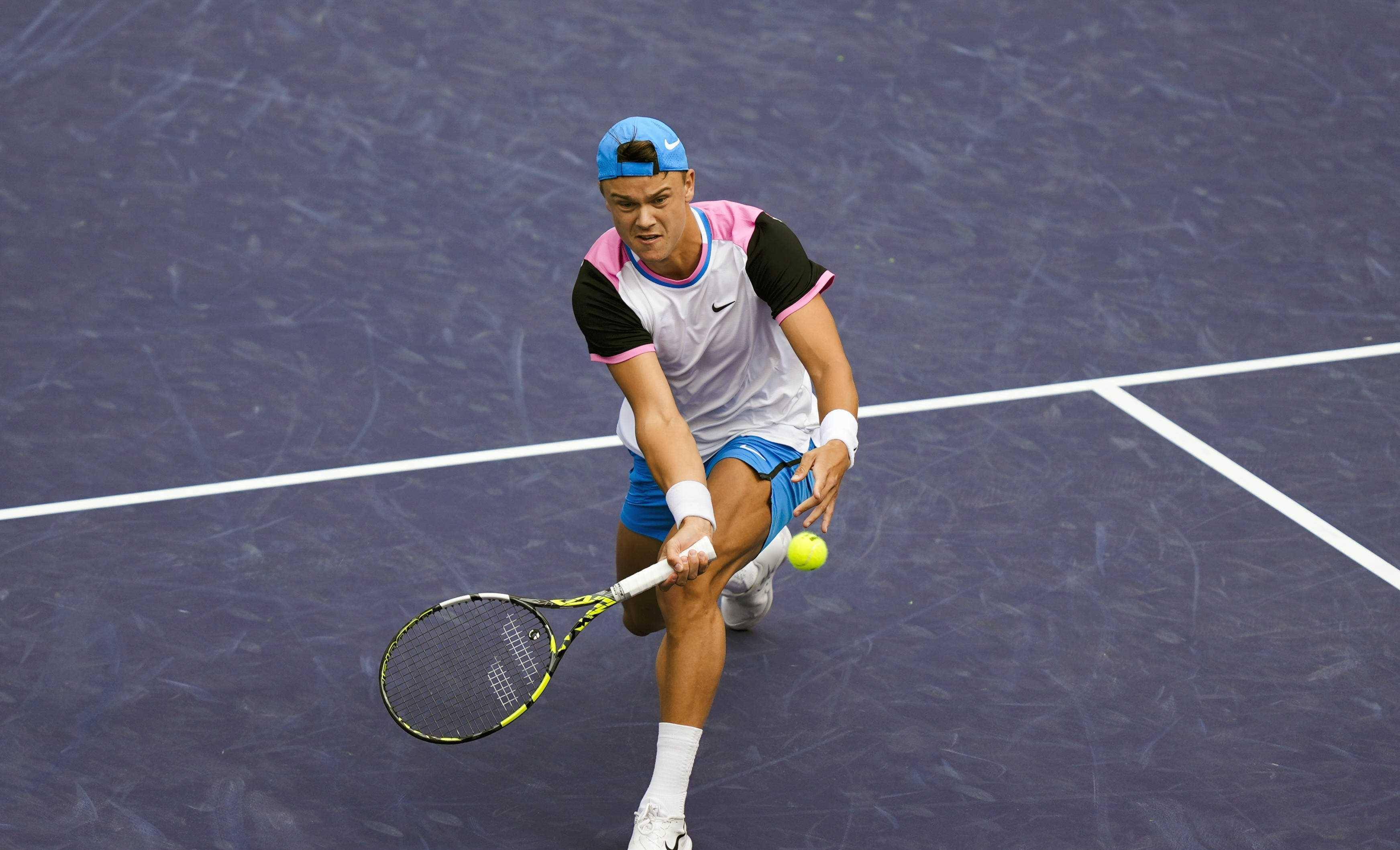 的定位很明 的定位很明